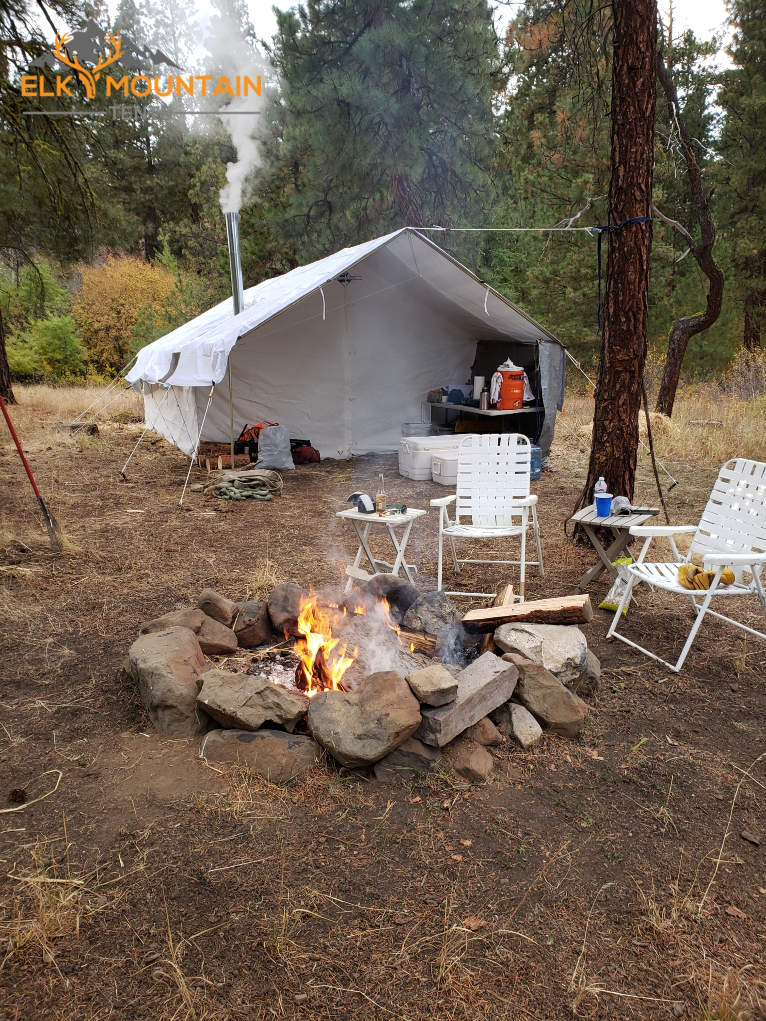 Diy wall outlet tent